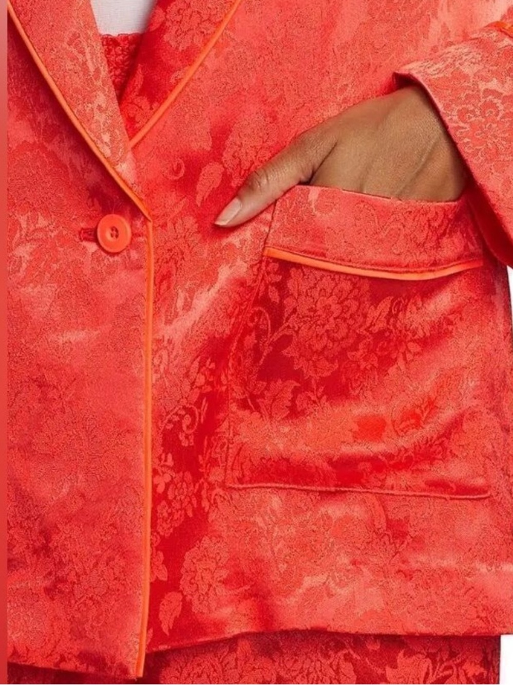 Alice + Olivia Shonda Pajama Blazer - Picture 3 of 7